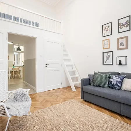 Atmos Glare Apartament *