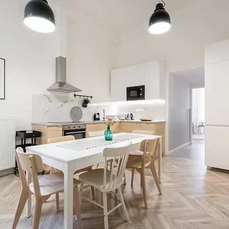 Atmos Glare Apartament