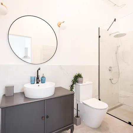 Apartment Atmos Glare Budapest