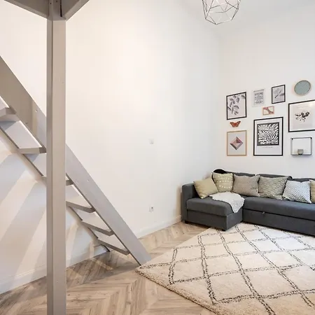 Apartment Atmos Glare Budapest